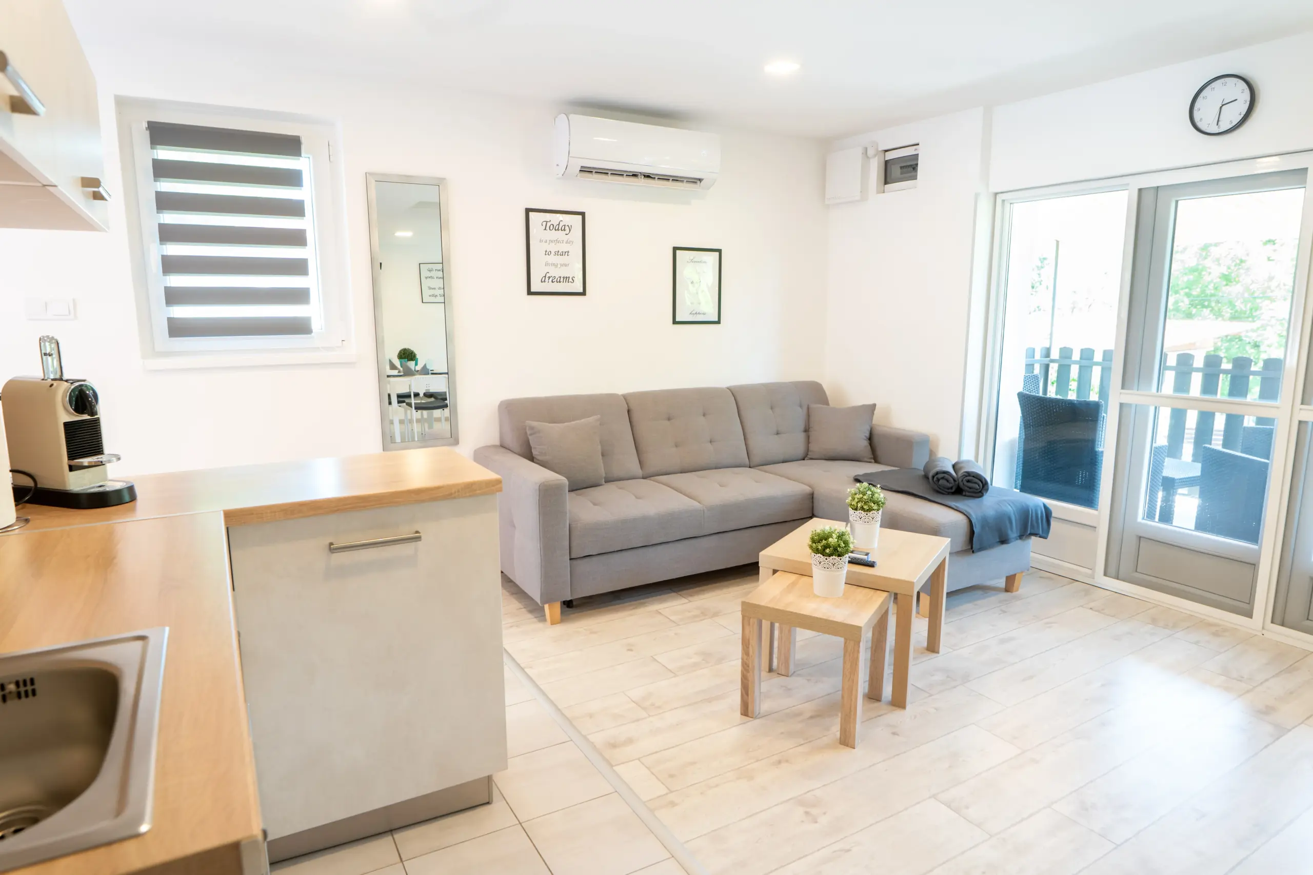 Ady Wellness Apartmanház 8